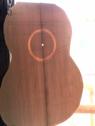 JORGE NACEV – LUTHIER